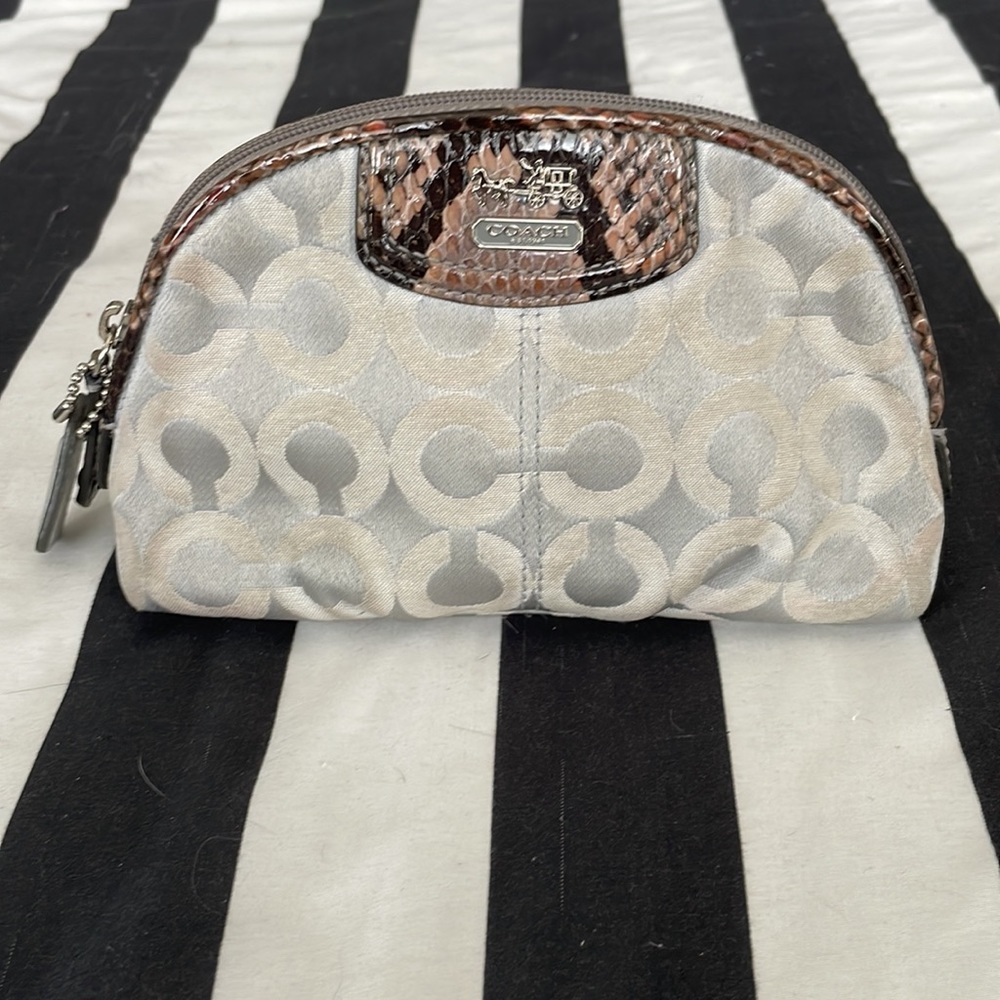 Coach Signature Silver/Turquoise Satchel and Makeup Bag - Picture 15 of 16